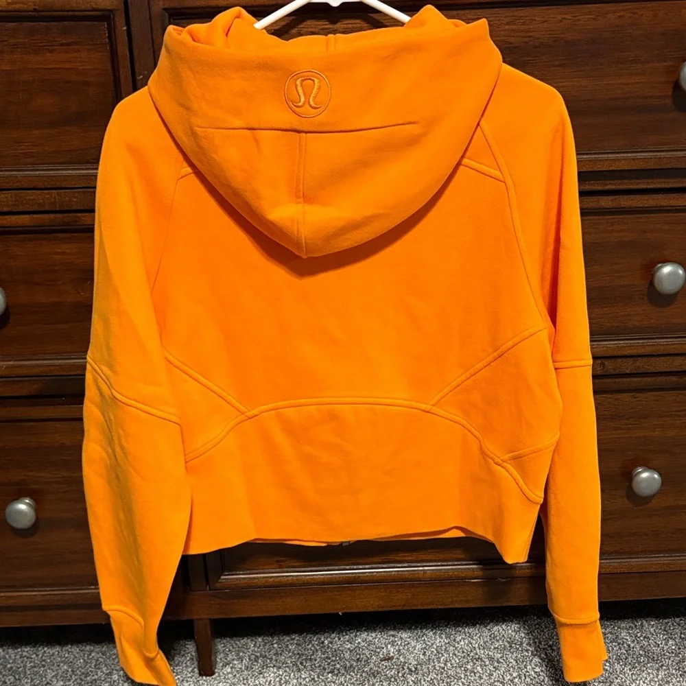 lululemon Scuba Oversized Full zip Hoodie - Picture 5 of 8